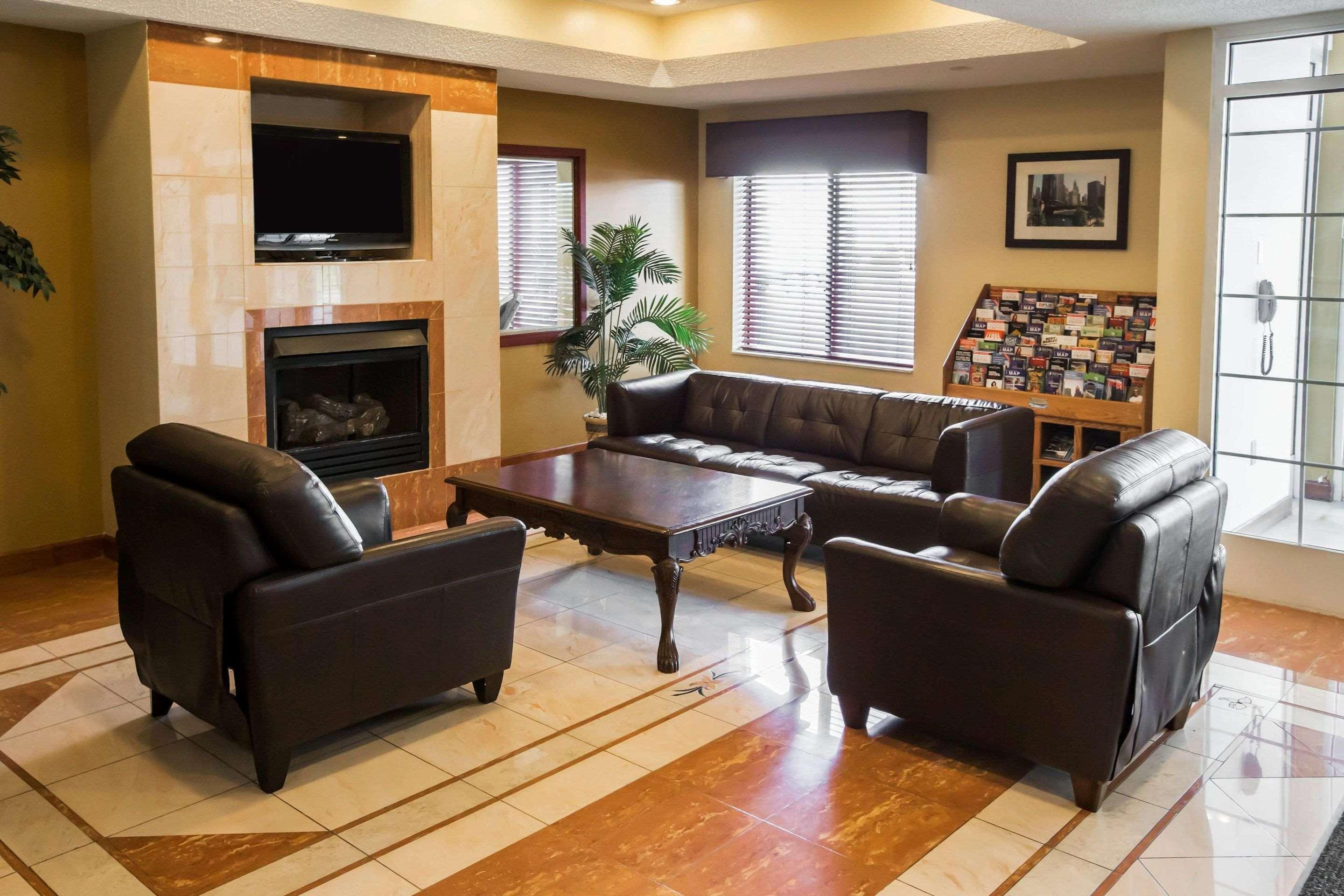 Comfort Inn Crystal Lake - Algonquin Luaran gambar