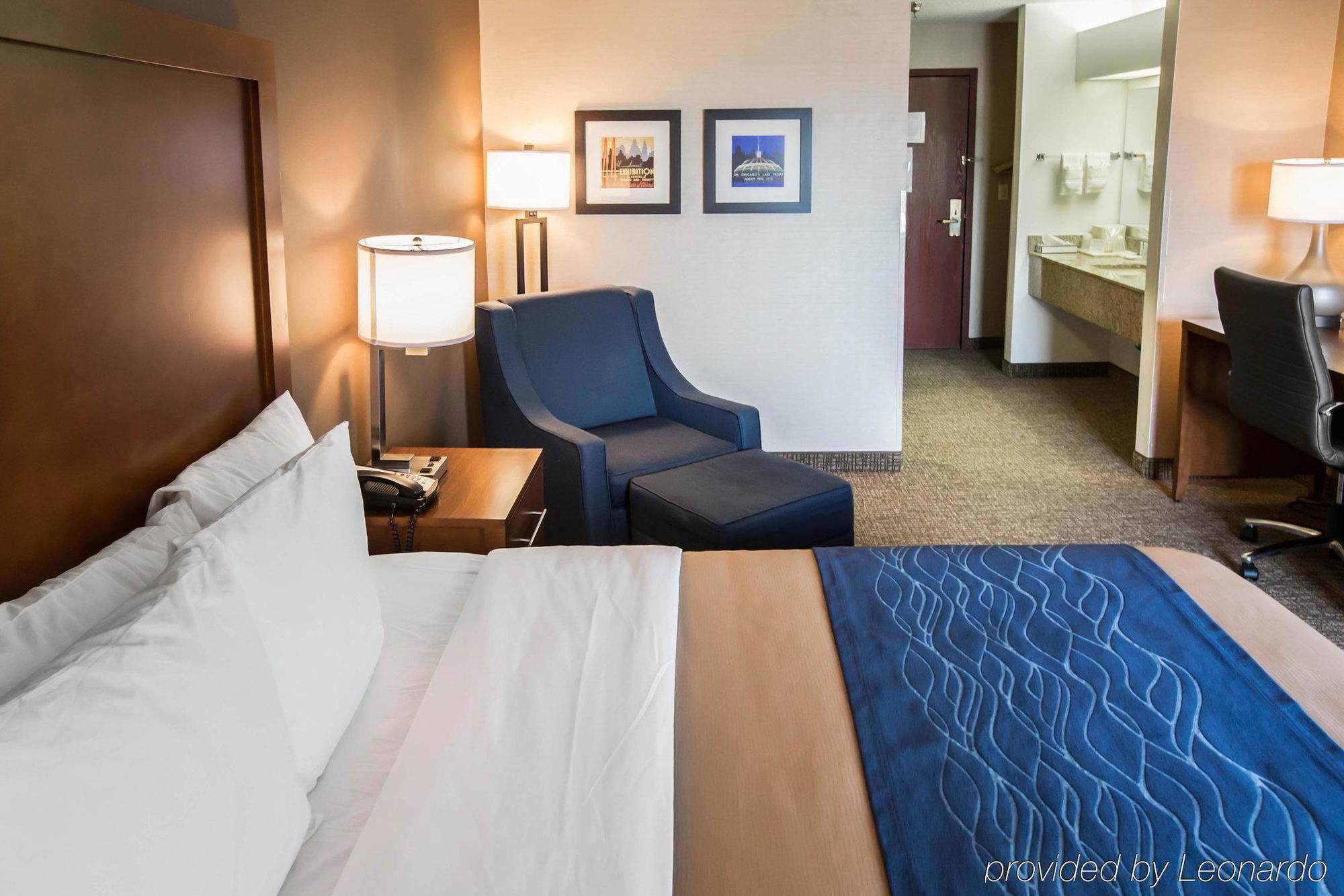 Comfort Inn Crystal Lake - Algonquin Luaran gambar