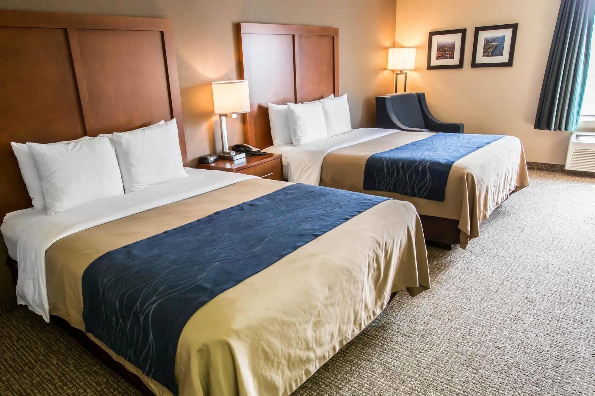 Comfort Inn Crystal Lake - Algonquin Luaran gambar